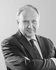 MATTI SAARINEN